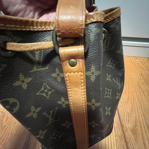 Louis Vuitton Noe Drawstring Bag - Picture 10 of 11